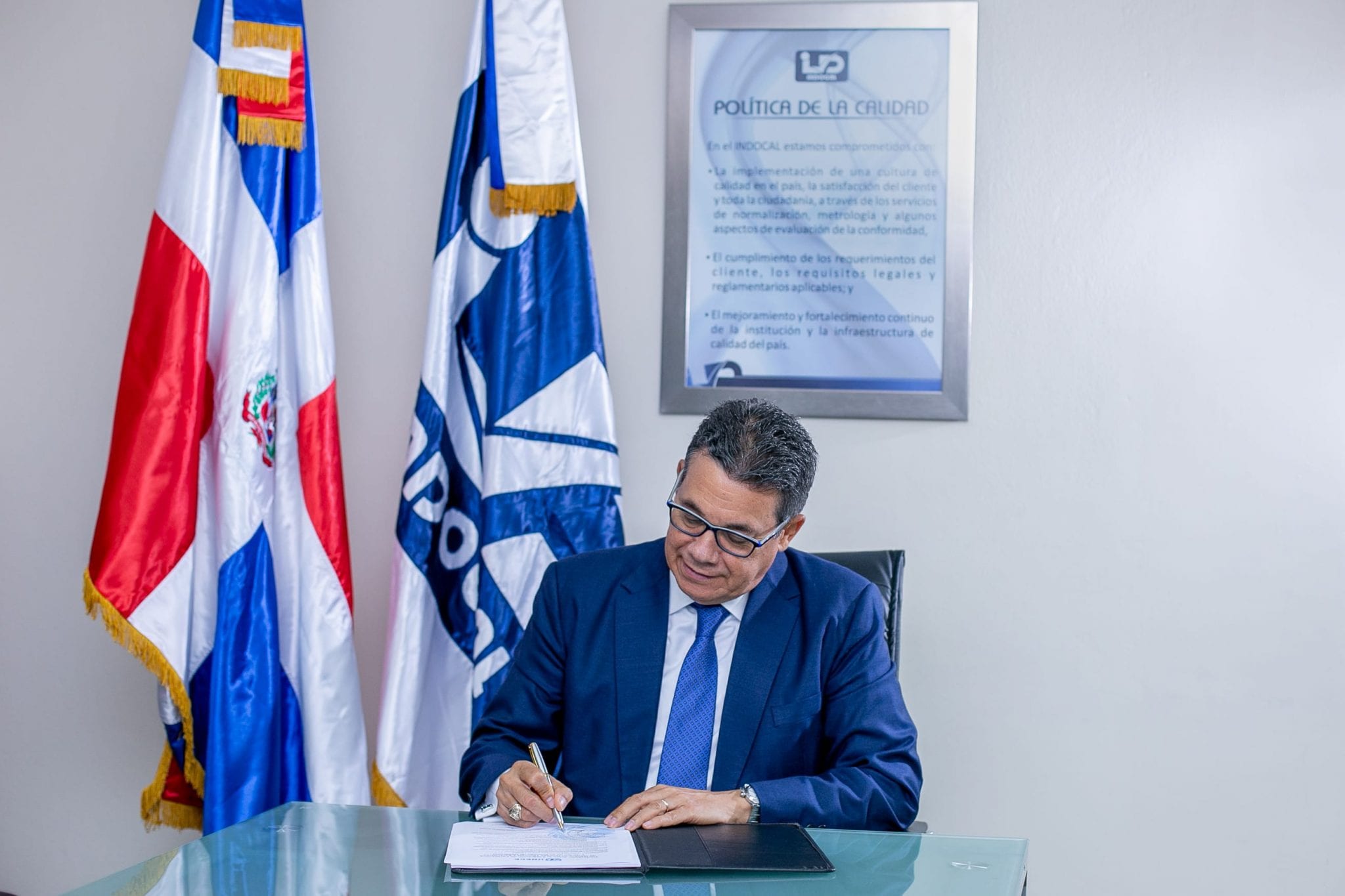 Indocal Firma Declaracion Universal Sobre Equidad De Genero Indocal